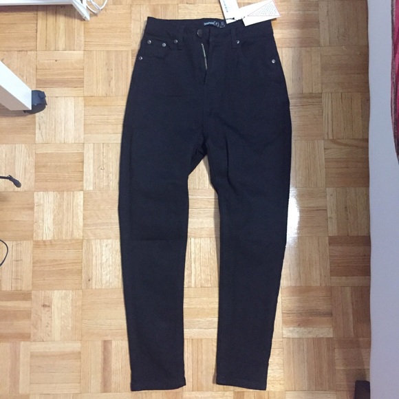 Boohoo Petite High Waisted Jeans - Picture 2 of 3